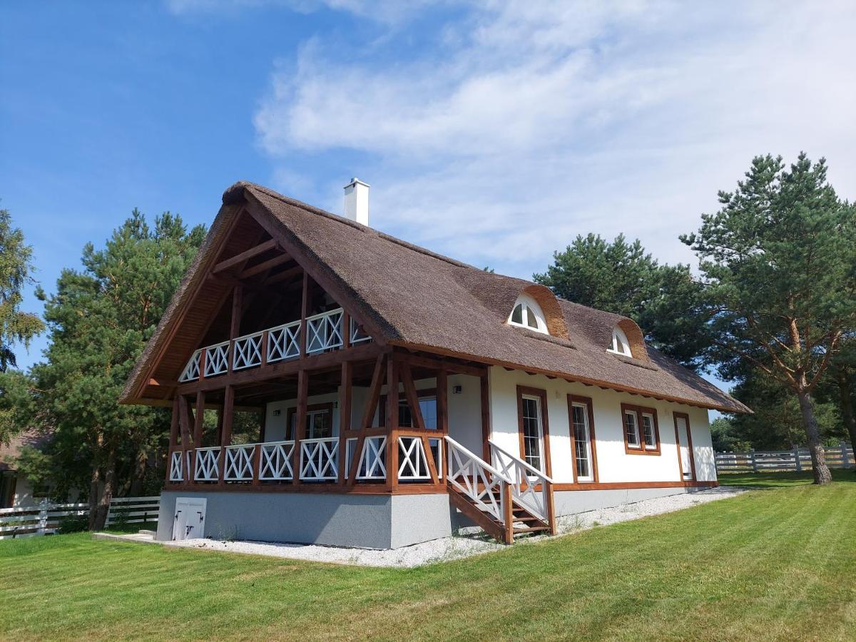 Вілла Greyowka Dom Kryty Strzecha W Gardna Park Czysta Екстер'єр фото
